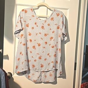 Stunning tie back top